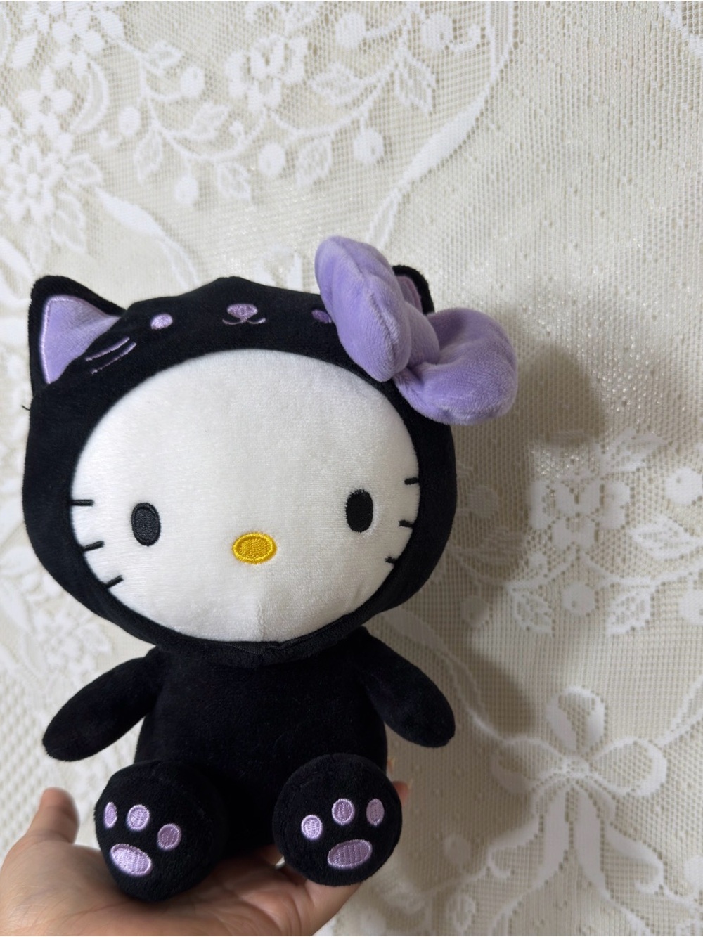 Hello Kitty black cat costume